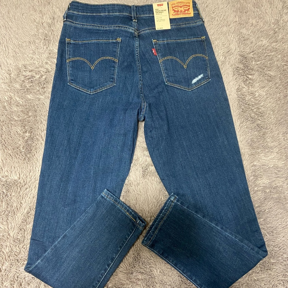Levi jeans